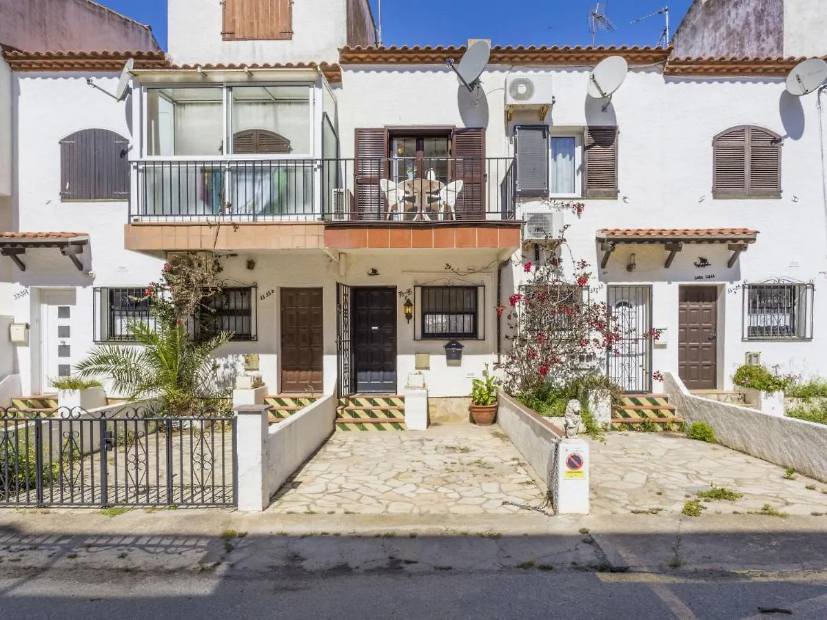 Holiday Home Porto Fino 33-35C Empuriabrava