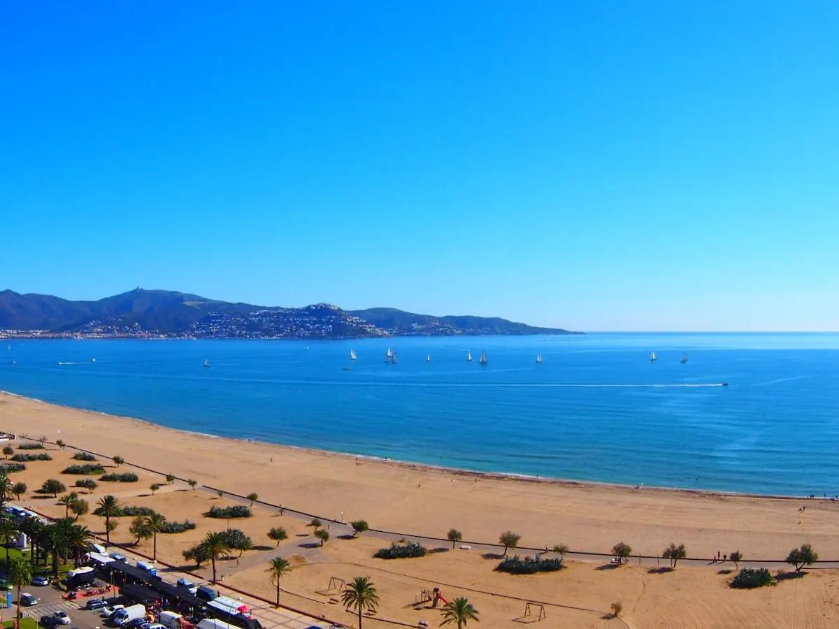 Holiday Home Porto Fino 33-35C Empuriabrava Spain