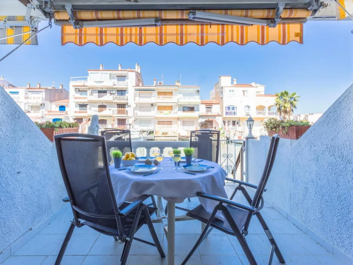 Holiday Home Porto Fino 33-35C Empuriabrava